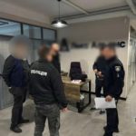 Нацпол: отримали підозри особи, які привласнили 5,8 млрд грн однієї з найбільших нафтопереробних компаній