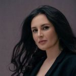 Мила Нитич выходит замуж за младшего на шесть лет возлюбленного