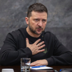 Зеленский в Le Parisien: Ни один лидер в мире не имеет права вести переговоры с Путиным без Украины