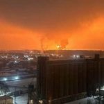 Соцсети сообщают о серии взрывов и пожаре в Брянской области РФ