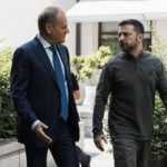 Туск согласовал с Зеленским обмен визитами в начале года