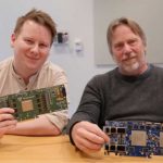 Джефф Безос присоединился к Samsung в раунде на $700 млн для производителя чипов Tenstorrent