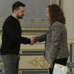 Зеленский встретился с евродепутатами – поблагодарил за поддержку и транш в €4,2 миллиарда