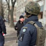 В центре Днепра произошел взрыв: погиб человек, среди раненых – полицейские