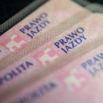 Какие документы нужно обновить украинцам в Польше в 2025 году: список