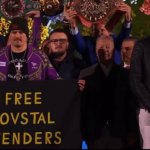 На предматчевом взвешивании Фьюри оказался почти на 25 кг тяжелее Усика.