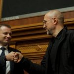 Еще один “налог” с зарплат? Что не так с идеей о принудительном выкупе государственных облигаций