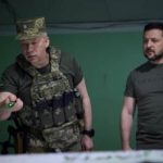 Зеленский заслушал доклад Сырского и назвал приоритет Сил обороны