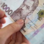 Не потрібно писати заяву чи йти у відділення: в Укрпошті розповіли, як отримати 1000 гривень зимової підтримки