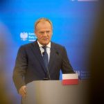 Туск заявил, что во вторник проведет телефонный разговор с Зеленским