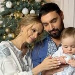 Козловский с женой восхитили фото своего 10-месячного сына в вышиванке