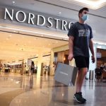 Семья Нордстрем сделает из ритейлера Nordstrom частную компанию в рамках сделки на $4 млрд