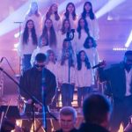 TVORCHI ошеломили Сеть современным исполнением легендарного “Щедрика”