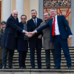 В Варшаве проходит встреча глав Минобороны пяти европейских стран с участием Украины