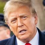 Трамп во время разговора с премьером Дании “агрессивно настаивал” на завладении Гренландией – СМИ