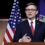 Джонсон отстранил главу комитета по разведке США, поддерживавшего Украину – СМИ