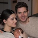 Жена Остапчука восхитила фото их крошечного сына, которому исполнился месяц