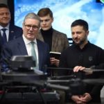 Зеленский показал премьеру Великобритании украинские беспилотники