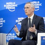 Если страны НАТО затрудняются с членством Украины, они должны вооружить ее «до зубов» – Столтенберг