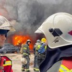 Пожары, взрывы и закрытые аэропорты: каковы последствия массированного удара дронов в России