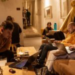 По Украине начали вводить экстренные отключения света из-за атаки РФ: что известно