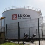 Казахская компания предлагает $1 млрд за единственный завод Лукойла в Болгарии