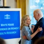 Байден стал прадедом: первая леди опубликовала первые фото