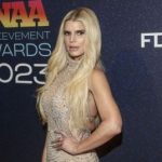 Джессика Симпсон разводится с мужем после 10 лет брака и назвала причину