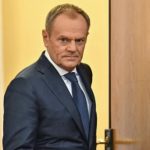 Туск отреагировал на угрозы Орбана заблокировать санкции ЕС против России