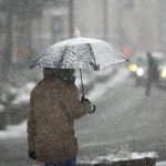 Украинцев ждут мокрый снег, дождь и метели – синоптики