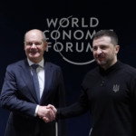 Зеленский и Шольц в Давосе обсудили продолжение поддержки Украины