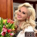 Екатерина Бужинская на редком фото показала дочь от экс-мужа и поздравила ее с 18-летием