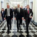 Курс доллара, цены и зарплаты: что ждет экономику Украины в 2025 году и как на нее повлияет война