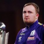 Чемпионом мира по дартсу стал 17-летний тинейджер.