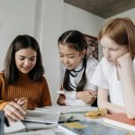 В украинских школах появится новый обязательный предмет: что о нем известно