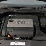 Почему двигатель автомобиля может закипеть и как этого не допустить: подробности