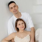 Ведущий Черновол рассекретил, когда его жена родит третьего ребенка: “Морально готовлюсь”