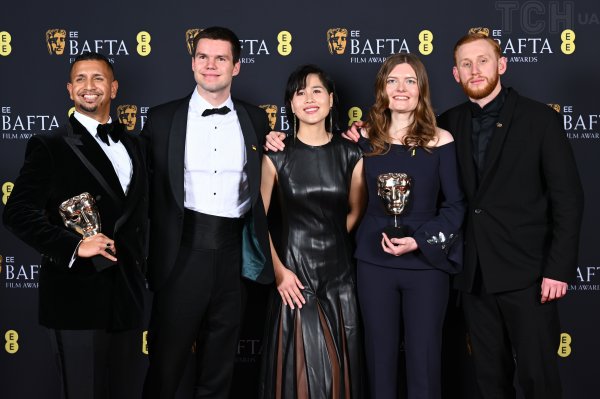 
Рудинский в первом интервью после BAFTA: "Ко мне подошла растроганная Кейт Уинслет и поблагодарила"
