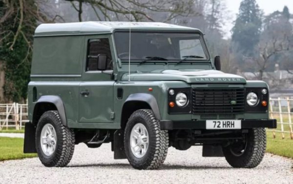 Защитник Land Rover King British будет продаваться на аукционе