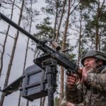 РФ ночью запустила 77 дронов и две ракеты по Украине: сколько сбила ПВО