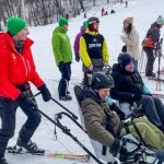 Украинские ветераны провели обучение по адаптивным лыжным стульям в Киеве