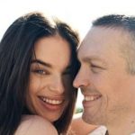 Супруга Усика показалась со спортсменом за границей и чувственно обратилась к нему