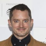 Звезда “Властелина колец” Элайджа Вуд сыграл свадьбу с избранницей, которая моложе его на 11 лет