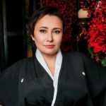 50-летняя Елена Мозговая показалась без единой капли косметики и мастерски поставила хейтеров на место