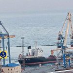 Спротив: росіяни вивезли ще 10 тонн зерна через Маріупольський порт