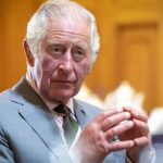 Короля Чарльза III ненадолго госпитализировали из-за побочного эффекта лечения рака