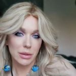 Дева Монро уехала за границу с мужскими документами и объяснила, как ее выпустили во время войны