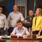 Украинцы готовы провести в Раду больше всего депутатов от “Слуги народа”