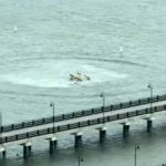 В Нью-Йорке вертолет упал в реку Гудзон, есть погибшие