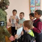 Россия “зомбирует” и милитаризирует молодежь через систему образования – разведка Британии